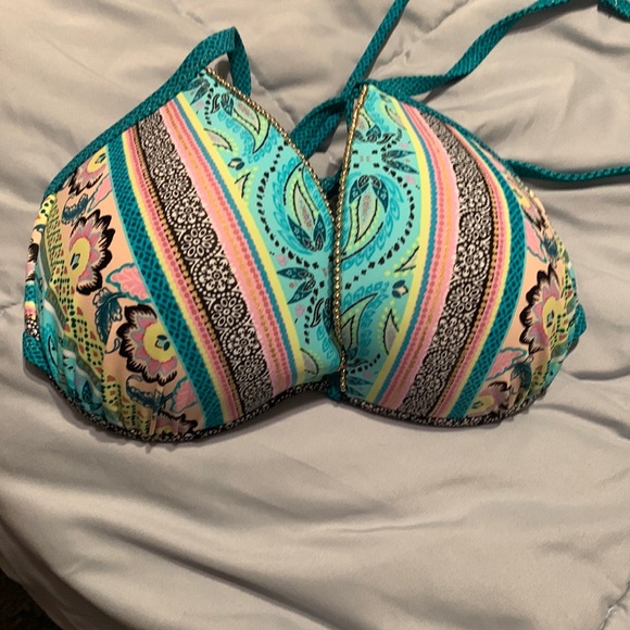 Shade & Shore Other - Bikini top